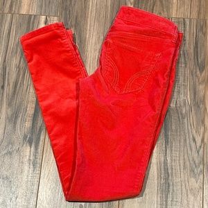 Hollister Skinny Corduroy Pants. 0/24 NWT!